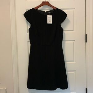 Theory LBD. Tags still on.  Never worn